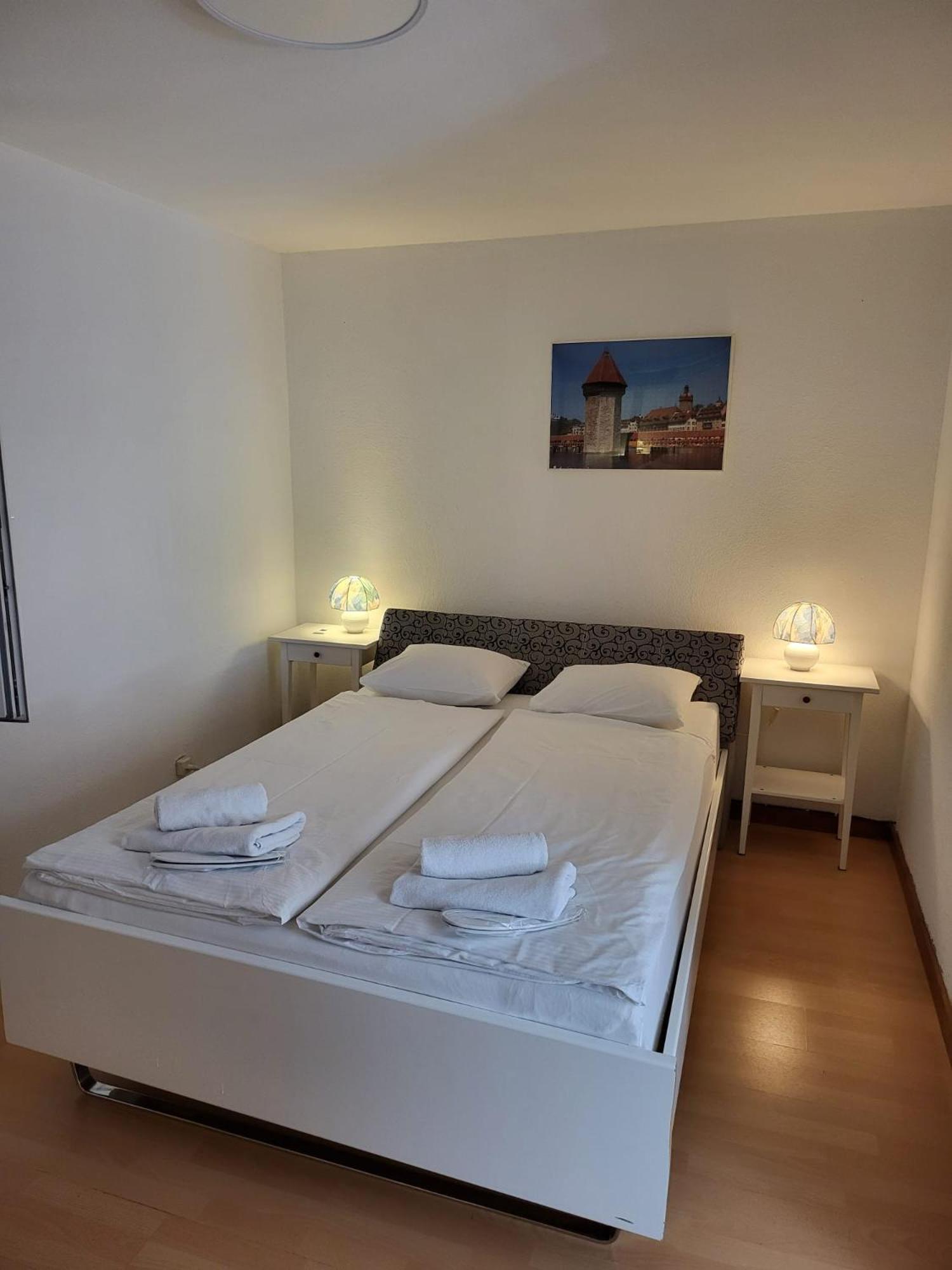 Bastis Central Guesthouse Lucerne City 외부 사진