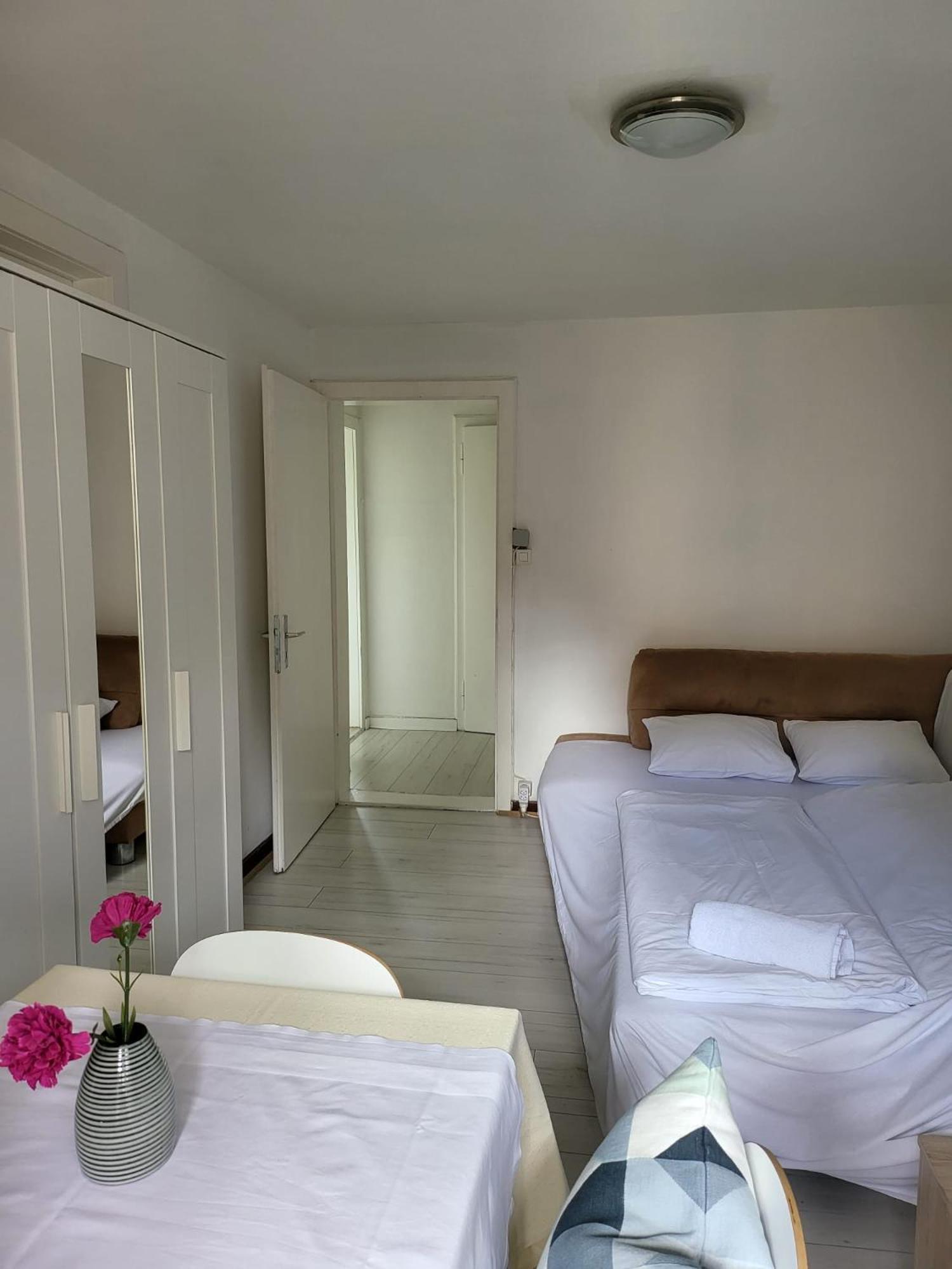 Bastis Central Guesthouse Lucerne City 외부 사진