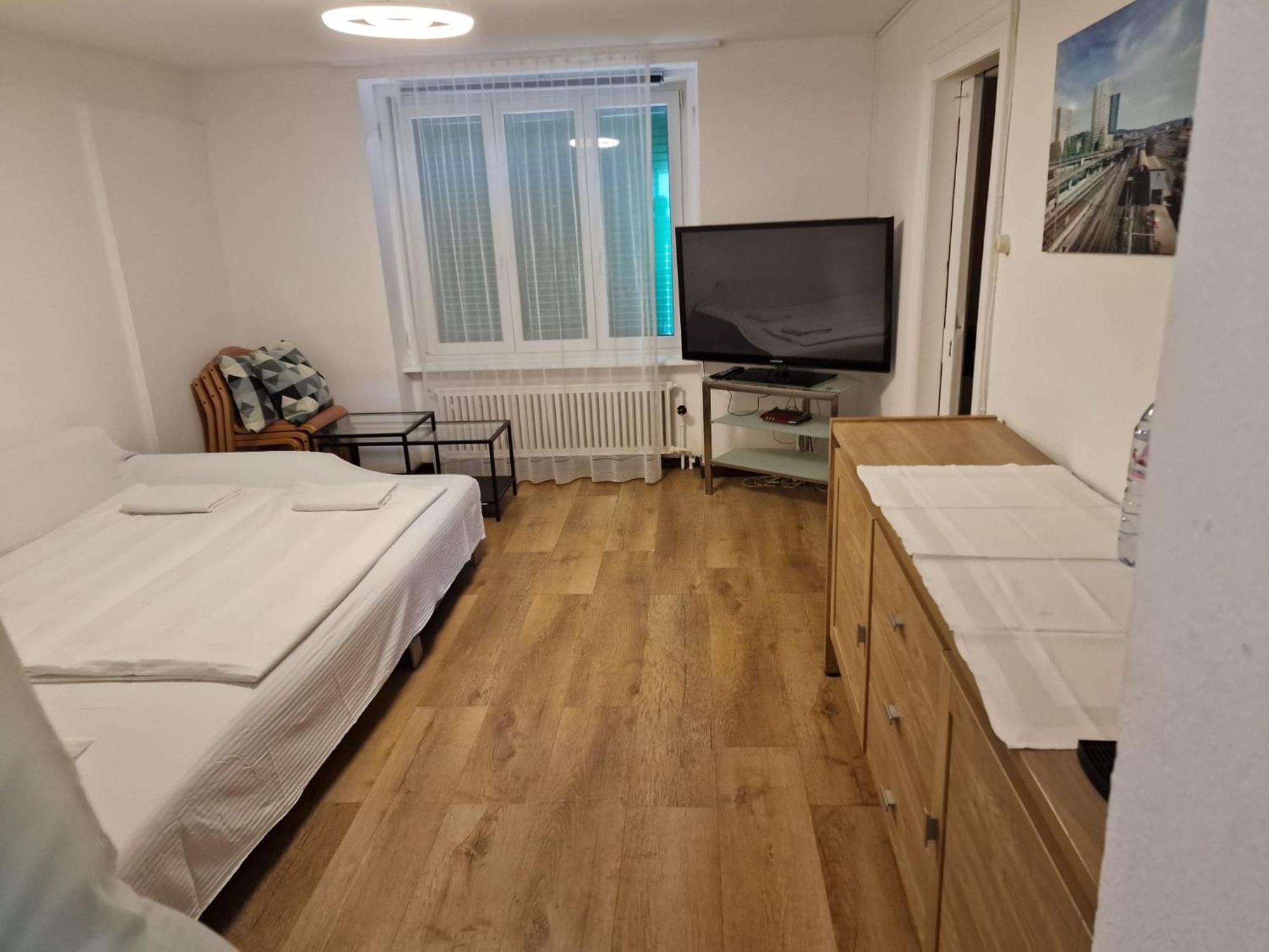 Bastis Central Guesthouse Lucerne City 외부 사진