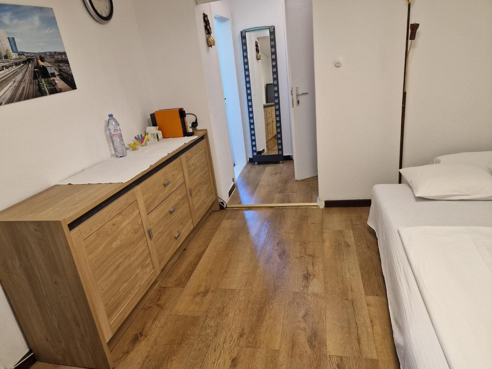Bastis Central Guesthouse Lucerne City 외부 사진